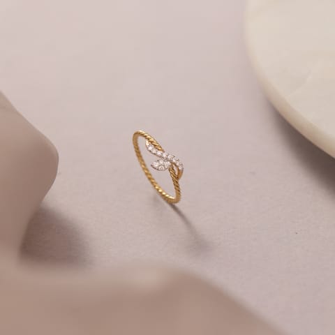 Flutter Wave Diamond Ring