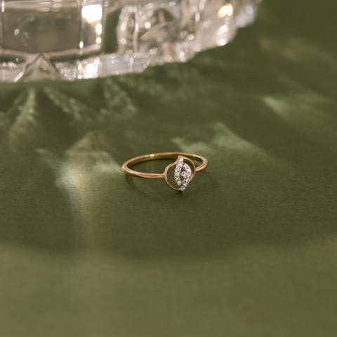 Enclasped Diamond Ring Enclasped Diamond Ring