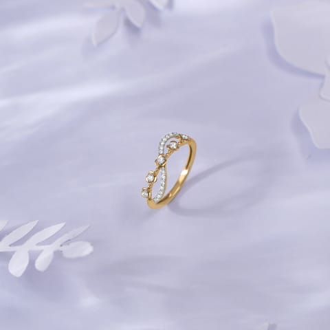 Fleur Station Diamond Ring