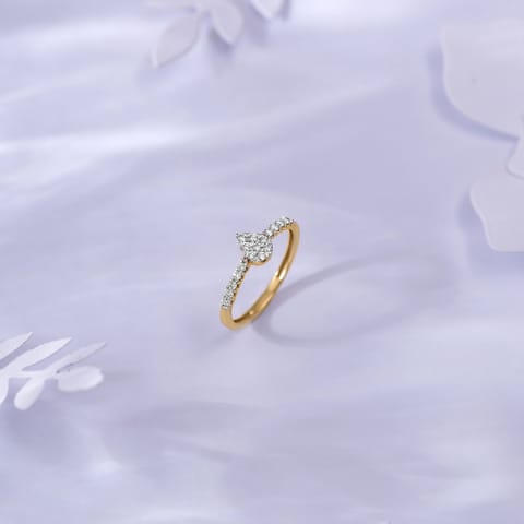 Pear Cluster Diamond Ring Pear Cluster Diamond Ring