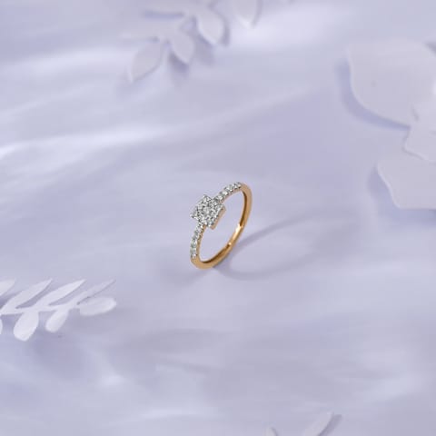 Square Cluster Diamond Ring Square Cluster Diamond Ring