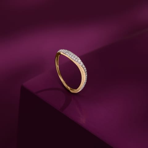 Wave Textured Diamond Ring