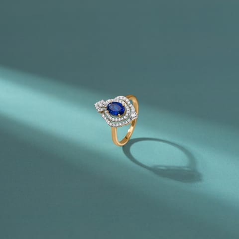 Glazing Blue Gemstone Ring