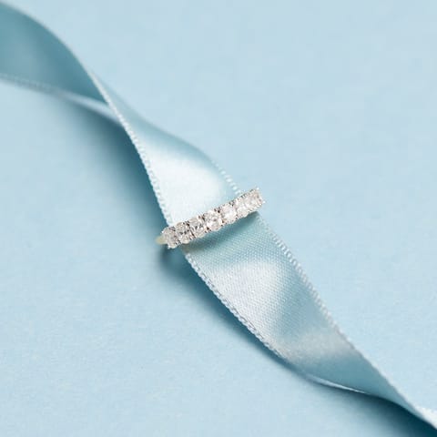 Ovate Spark Diamond Band Ovate Spark Diamond Band