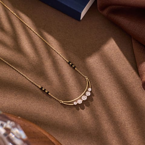Linear Loop Diamond Mangalsutra