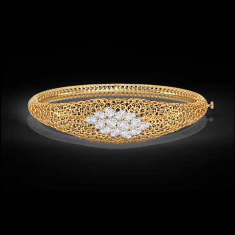 Wild Rhea Leaf Diamond Bracelet