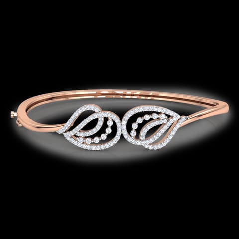 Shell Curve Diamond Bracelet