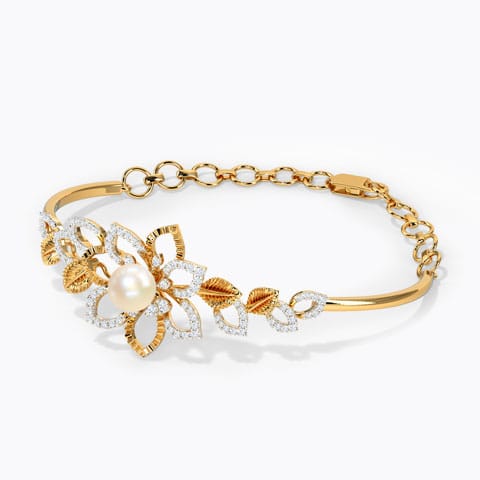 Enchanting Bloom Pearl Bracelet