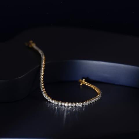 Royal Tennis 73 Cuts Diamond Bracelet Royal Tennis 73 Cuts Diamond Bracelet
