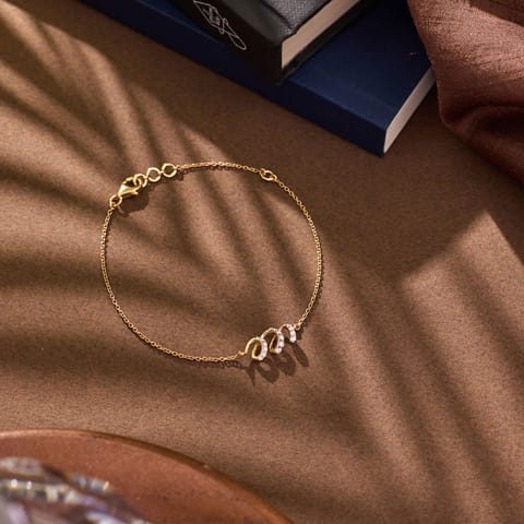 Curvy Glitter Diamond Mangalsutra Bracelet Curvy Glitter Diamond Mangalsutra Bracelet