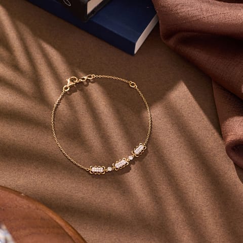 Linear Geom Diamond Mangalsutra Bracelet Linear Geom Diamond Mangalsutra Bracelet