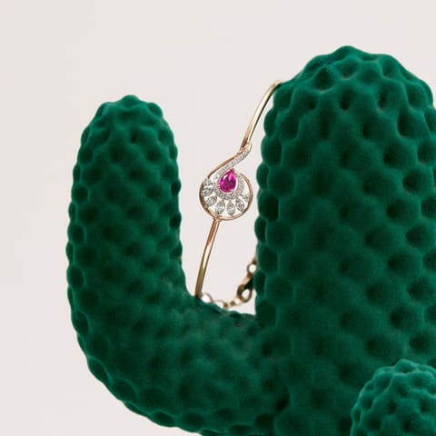 Peacock Crest Gemstone Bracelet