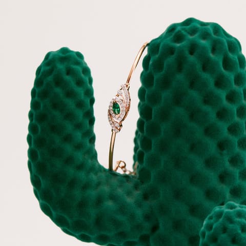 Emerald Contour Gemstone Bracelet Emerald Contour Gemstone Bracelet