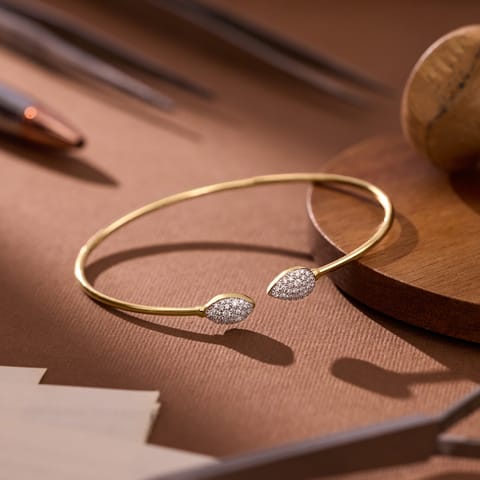 Subtle Elegance Diamond Bracelet