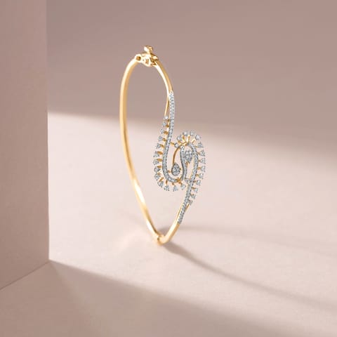Timeless Swirl Diamond Bracelet