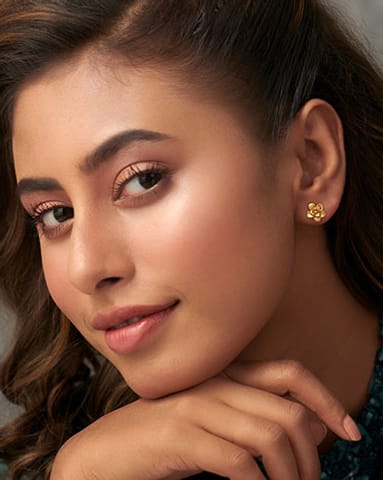 Alesha 22KT Gold Stud Earrings Alesha 22KT Gold Stud Earrings