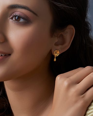 Ishya 22KT Gold EARRING