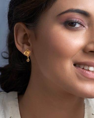 Udyati 22KT Gold EARRING Udyati 22KT Gold EARRING