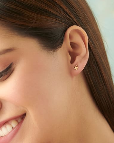 Siyona 22KT Gold Earrings Siyona 22KT Gold Earrings