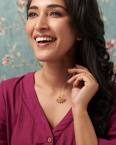 Lizel 22KT Yellow Gold Pendant Lizel 22KT Yellow Gold Pendant