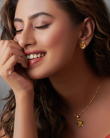 Rina 22Kt Gold Pendant Sets
