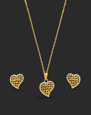 Amore 22Kt Gold Pendant Sets