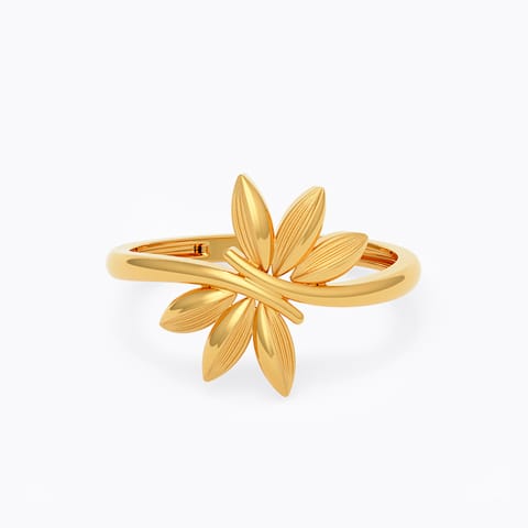 Hay Shine 22KT Gold Ring Hay Shine 22KT Gold Ring
