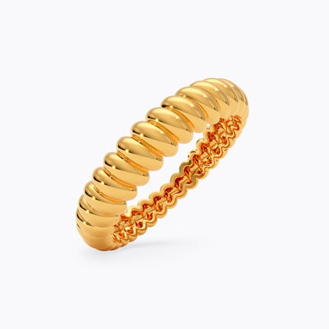Gleaming Twist 22KT Gold Ring
