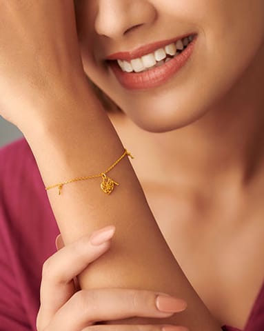 Taniya 22Kt Gold Matching Set, Charm Bracelet