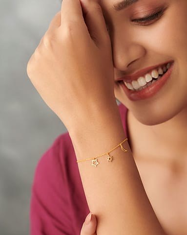 Sanya 22Kt Gold Matching Set, Charm Bracelet