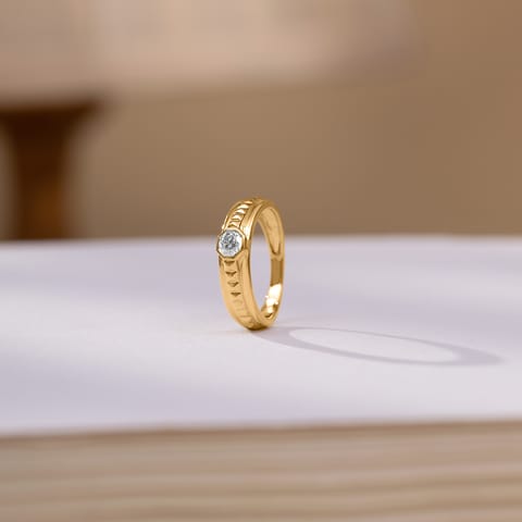 Pyramid Crest Solitaire Ring for Men Pyramid Crest Solitaire Ring for Men