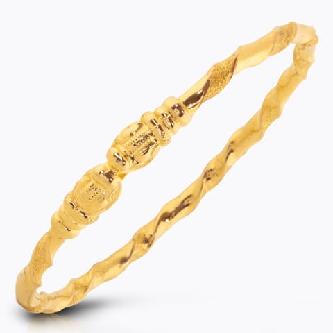 Aruvi Crafted Gold Bangle