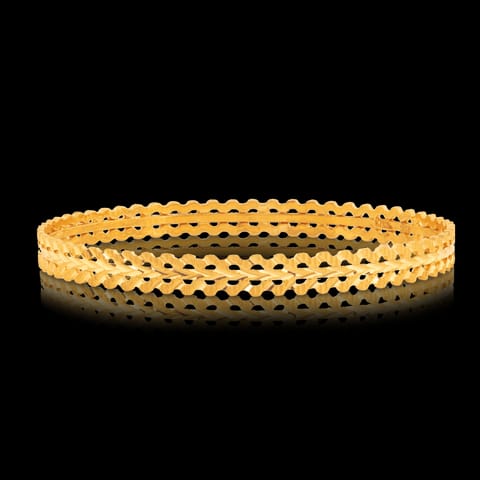 Asya Wave Gold Bangle
