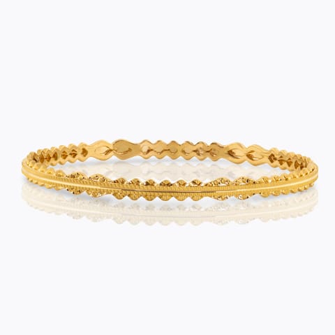 Jui Wave Gold Bangle