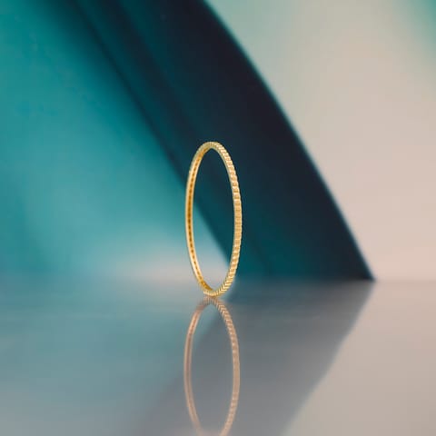Luxe Circlet Gold Bangle