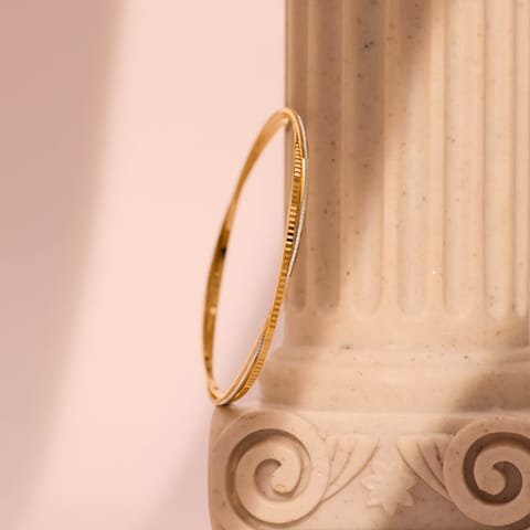 Radiant Luxe Gold Bangle Radiant Luxe Gold Bangle