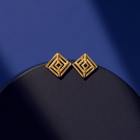 Resplendent Gold Stud Earrings Resplendent Gold Stud Earrings