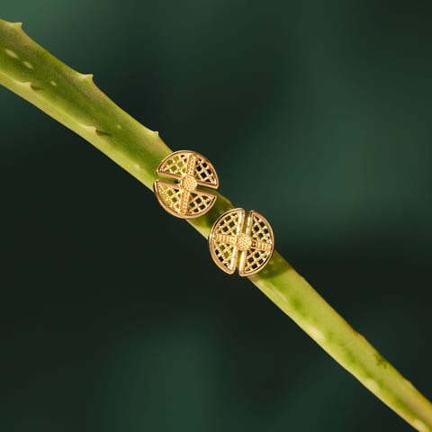 Meridian Mesh Gold Stud Earrings