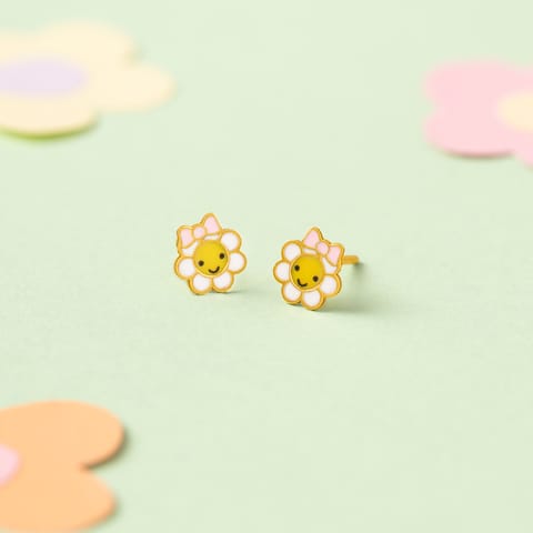 Smiling Flower 9KT Gold Stud Earrings for Kids