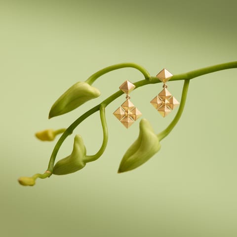 Flexing Heart Gold Stud Earrings Flexing Heart Gold Stud Earrings