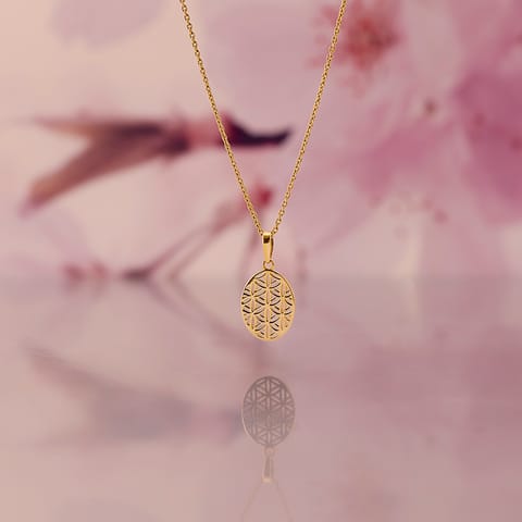 Orvella Mesh Gold Pendant