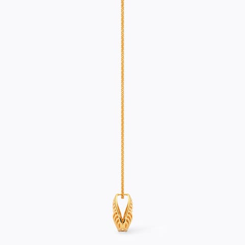 Trinity Cutout Gold Pendant Trinity Cutout Gold Pendant