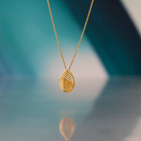 Pear Cutout Gold Pendant Pear Cutout Gold Pendant