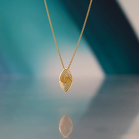 Marquise Weave Gold Pendant
