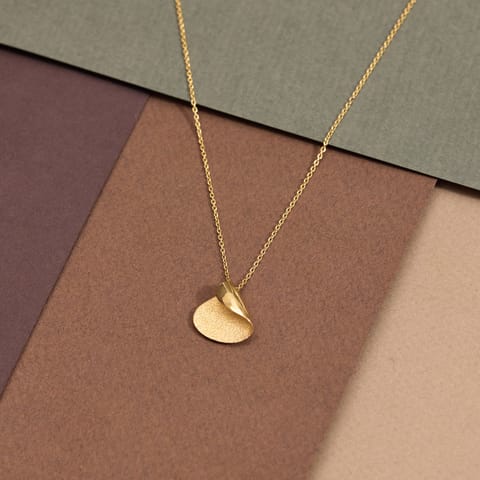Pear Pleat Gold Pendant Pear Pleat Gold Pendant