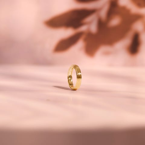 Classic Streak 9KT Gold Band