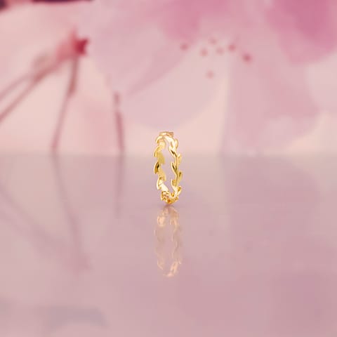 Leaf Veil Gold Ring