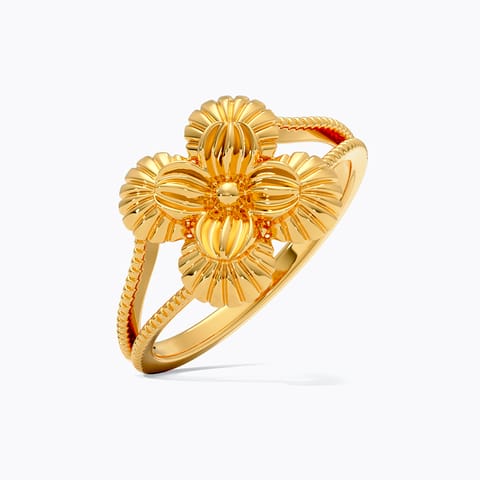 Alluring Scallop Gold Ring