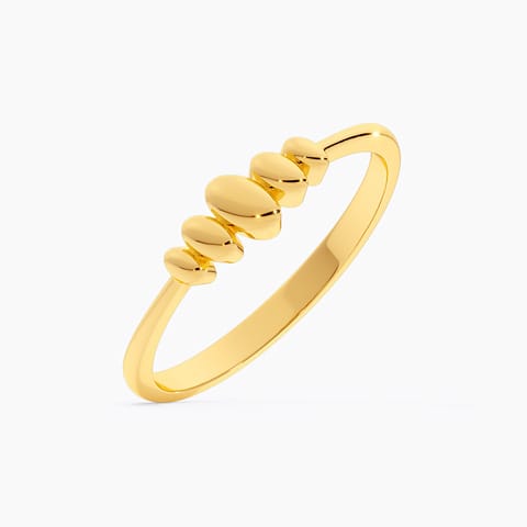 Encircling Gleam 9KT Gold Ring Encircling Gleam 9KT Gold Ring