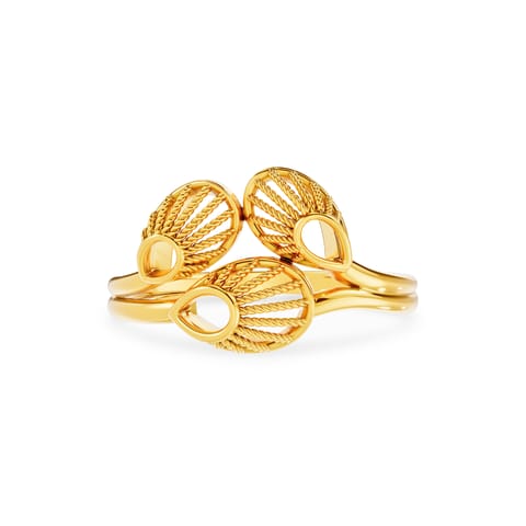 Trivora Gold Ring Trivora Gold Ring